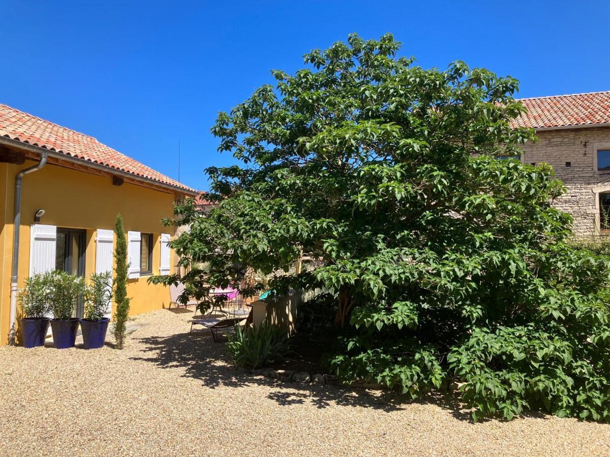 Le Clos De Quintaine Gites De Charme Clessé Dış mekan fotoğraf